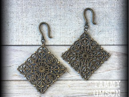 Mandala ear hangers-Tunnel earrings Fashion